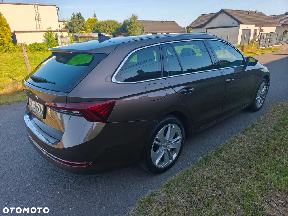 Skoda Octavia 2.0 TDI Style DSG - 2