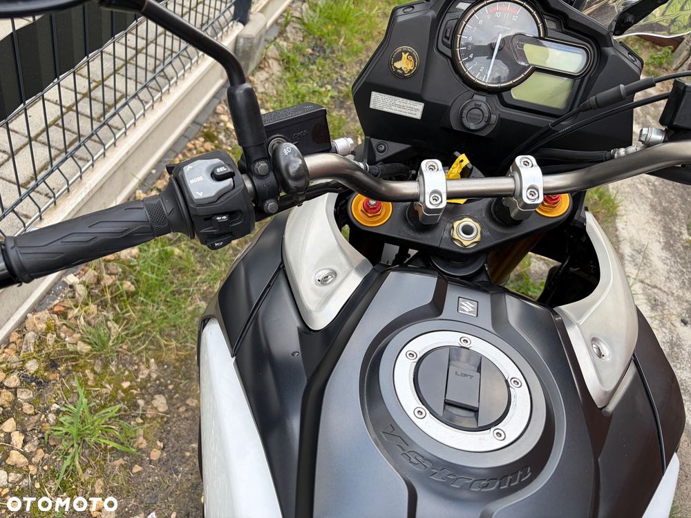 Suzuki DL - 19