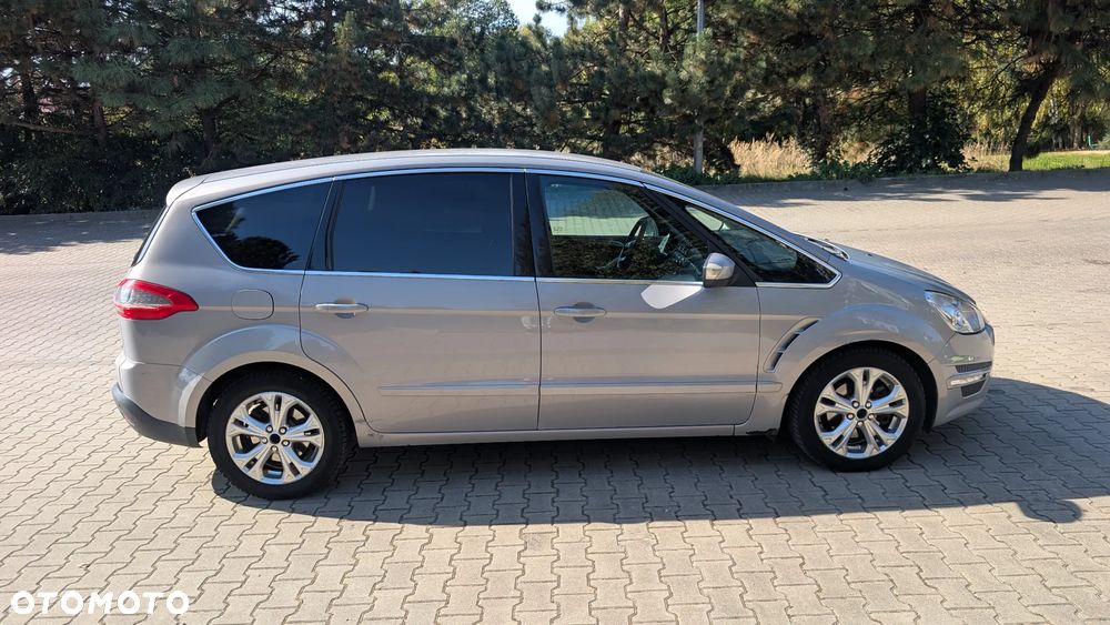Ford S-Max 2010 photo 2