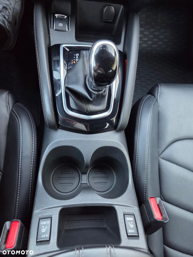 Nissan Qashqai 1.6 DCi Tekna Xtronic - 18
