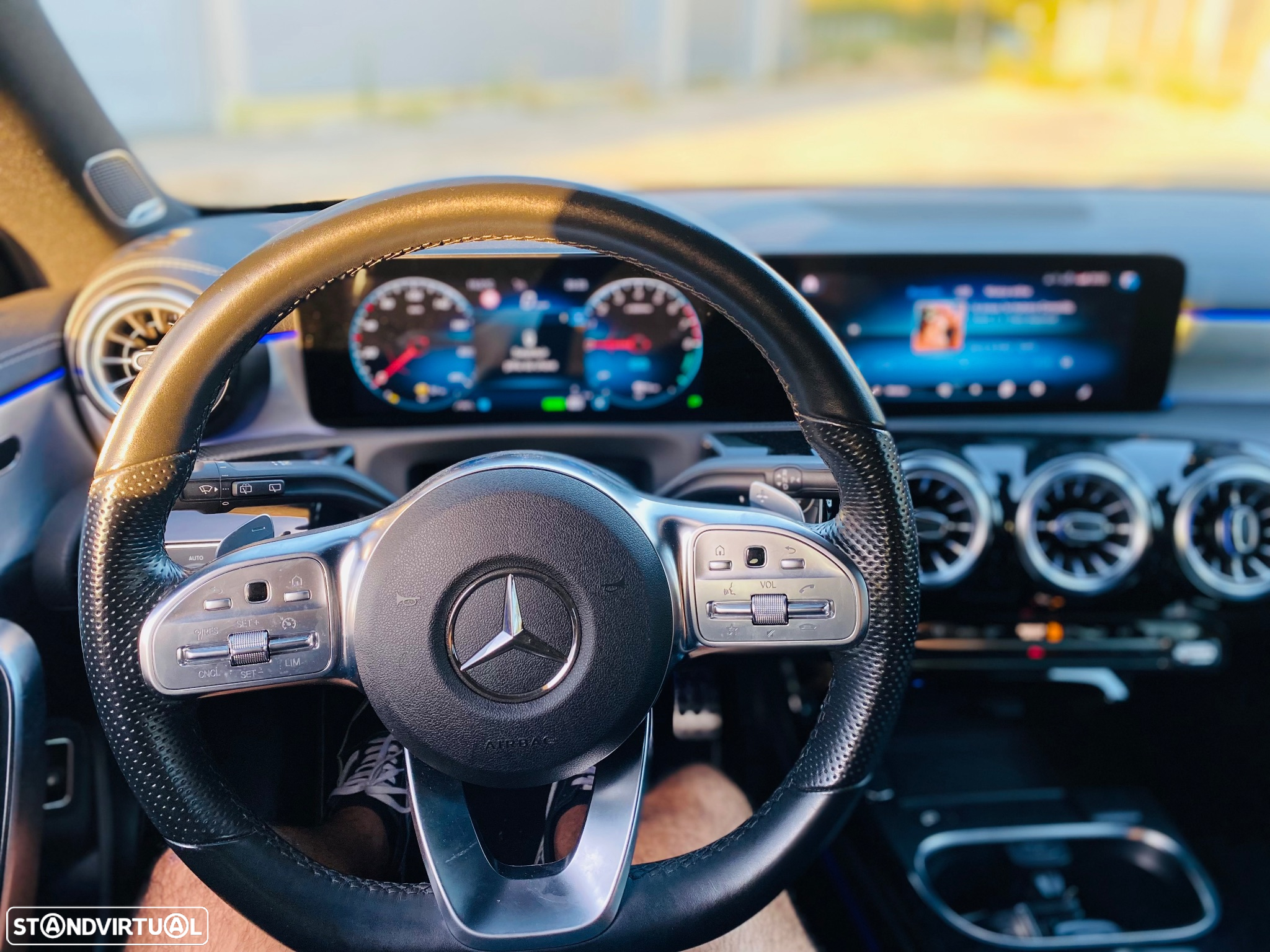 Mercedes-Benz CLA 250 e Shooting Brake AMG Line - 3