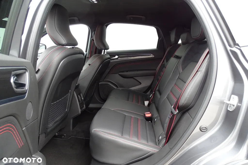 Renault Arkana E-TECH 145 R.S.LINE - 24