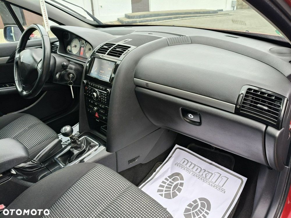 Peugeot 407 - 26