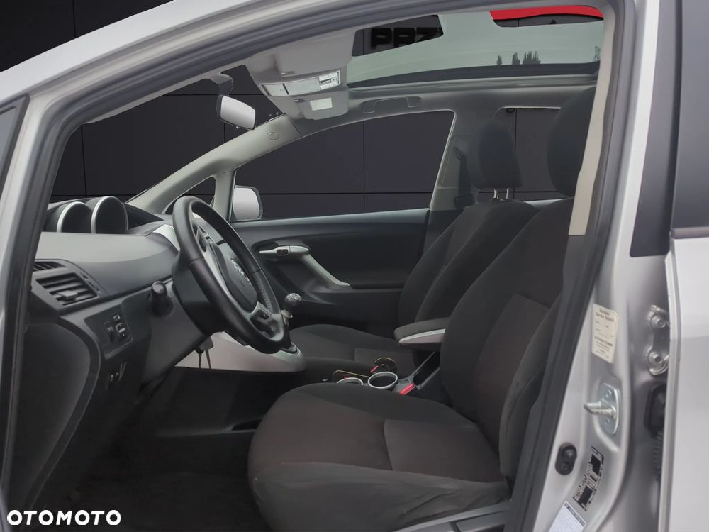 Toyota Verso 1.8 5-Sitzer Executive - 9