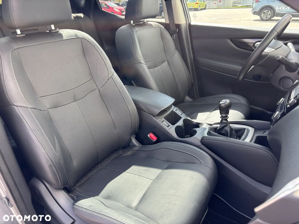 Nissan Qashqai 1.2 DIG-T Tekna EU6 - 37