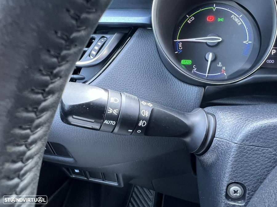 Toyota C-HR 2.0 Hybrid Square Collection - 24