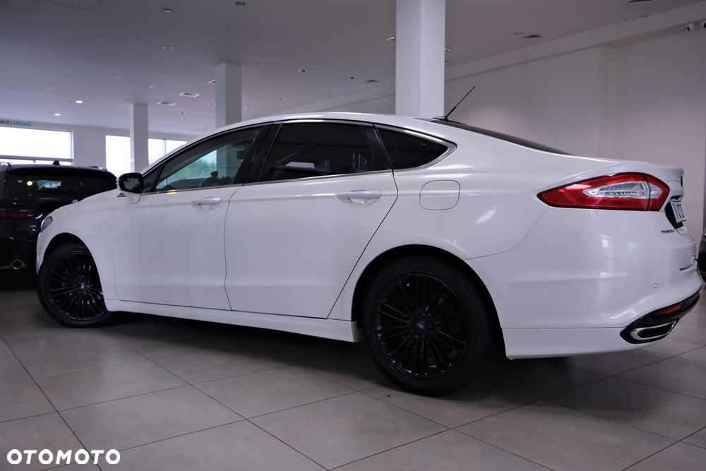 Ford Fusion - 11