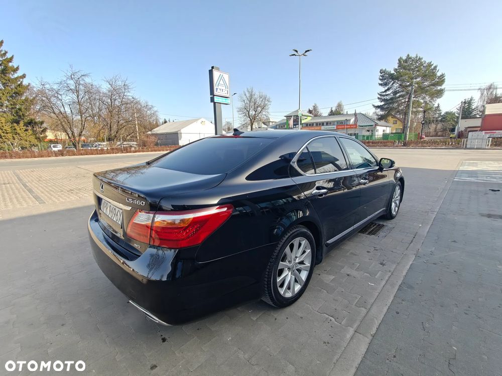 Lexus LS - 23