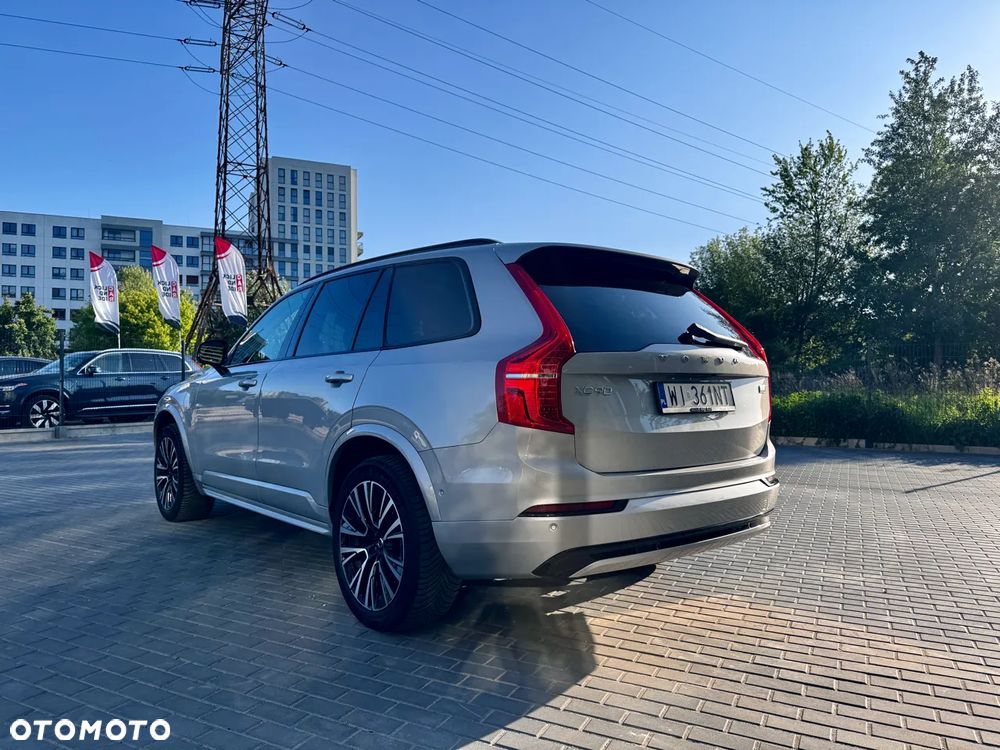 Volvo XC 90 T8 AWD Plug-In Hybrid Ultra Dark 7os - 3