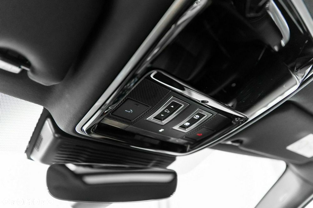 Land Rover Range Rover Velar P400 Dynamic S - 37