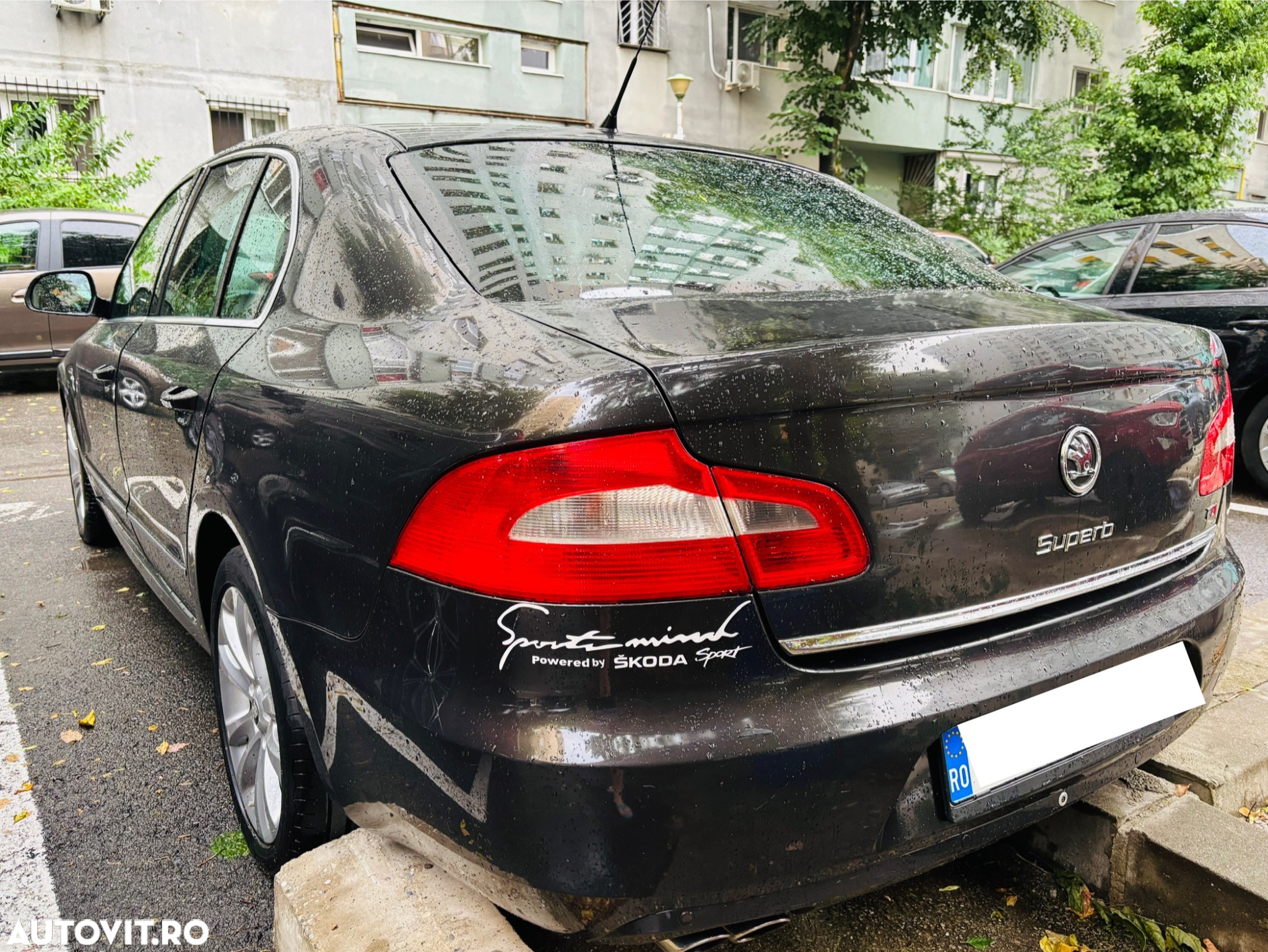 Skoda Superb 2.0 TDI Elegance - 3