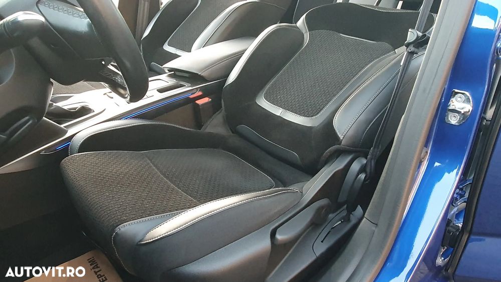 Renault Megane BLUE dCi 115 EDC R.S. LINE - 13