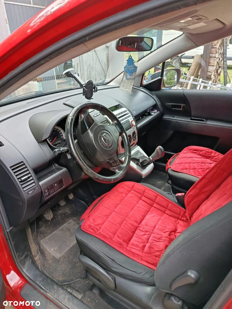 Mazda 5 - 7