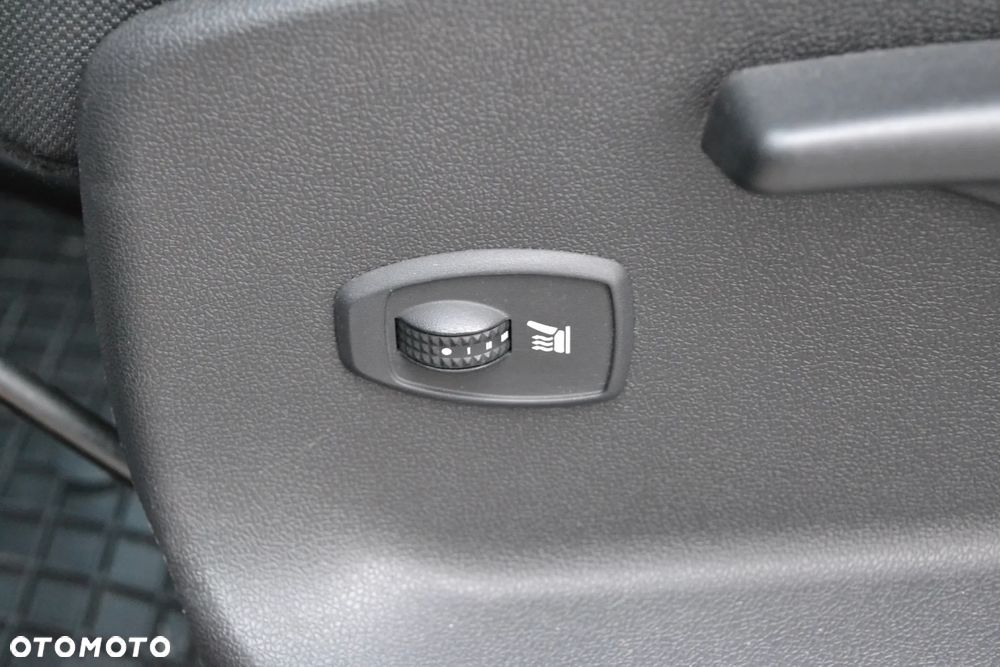 Renault Scenic 1.6 16V 110 Dynamique - 13