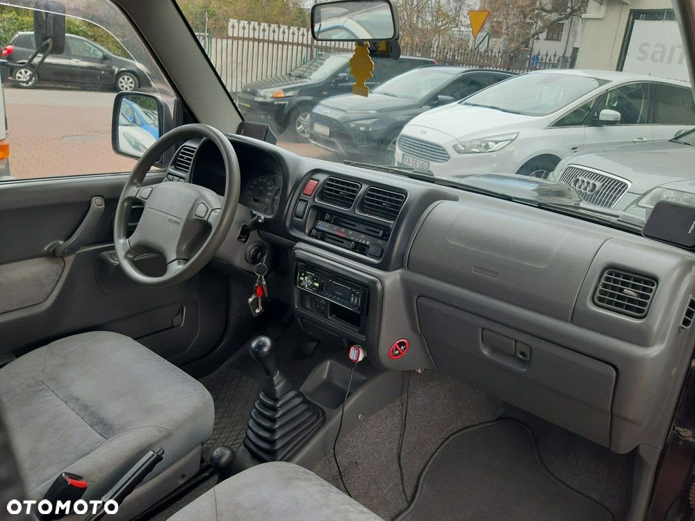 Suzuki Jimny 1.5 DDiS Club - 16