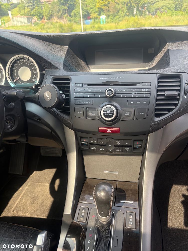 Honda Accord 2.0 Executive - 6
