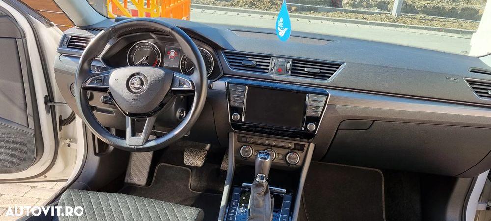 Skoda Superb 2.0 TDI DSG 4X4 Style - 14