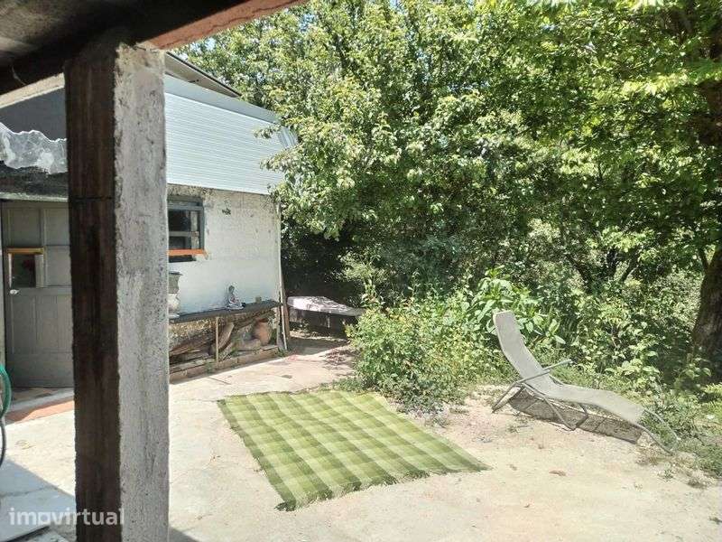 casa isolada na natureza sem vizinhos a