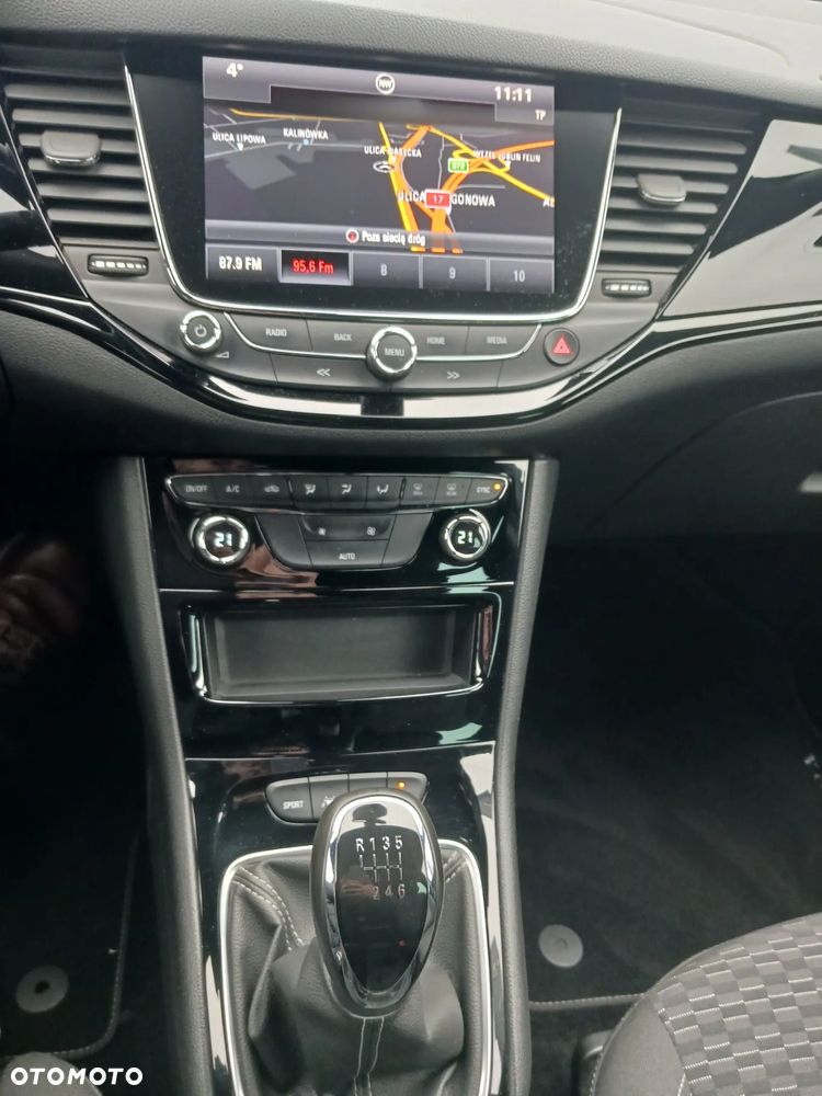 Opel Astra 1.4 T Elite - 11