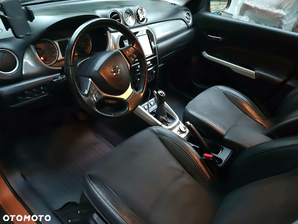 Suzuki Vitara 1.6 (4x4) Allgrip Comfort - 10