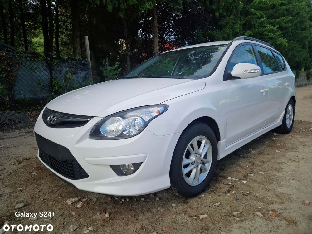 Hyundai i30 i30cw 1.4 UEFA EURO 2012 Edition - 24