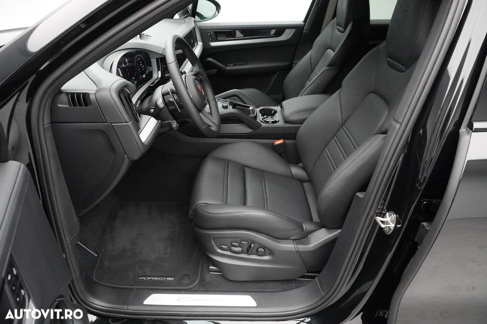 Porsche Cayenne Coupe - 11