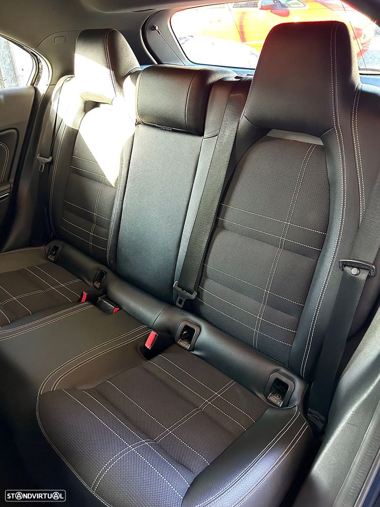 Mercedes-Benz A 160 d Urban - 14