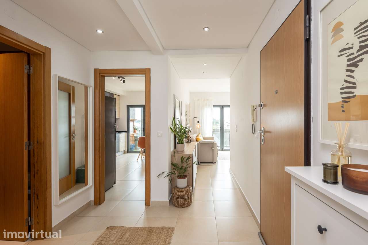 Apartamento T2 na Quinta do Conde - Grande imagem: 2/23