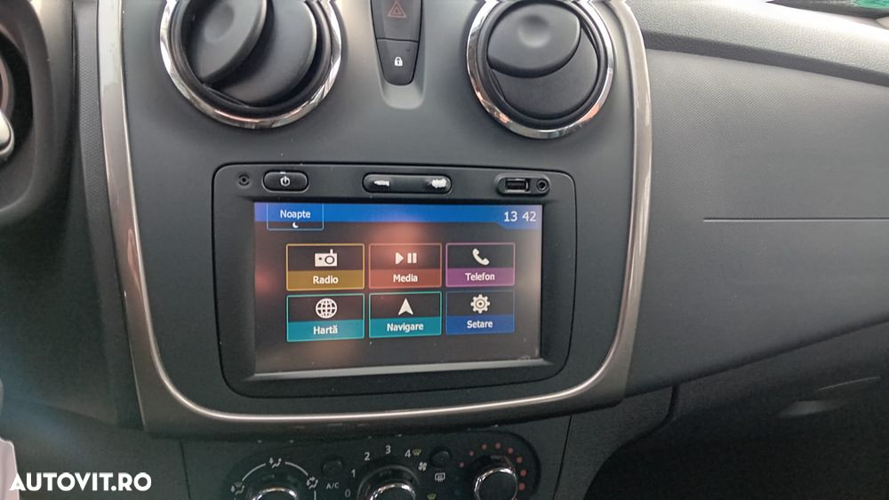 Dacia Logan Stepway 0.9 TCe Prestige - 11
