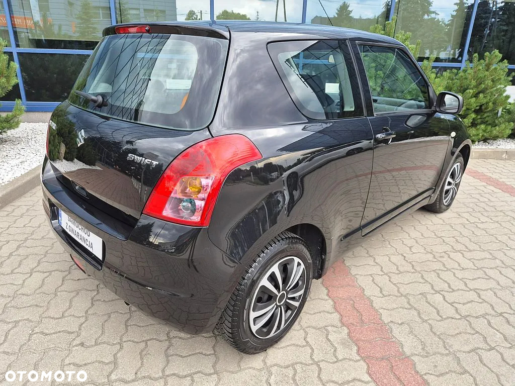 Suzuki Swift 1.3 Club - 18