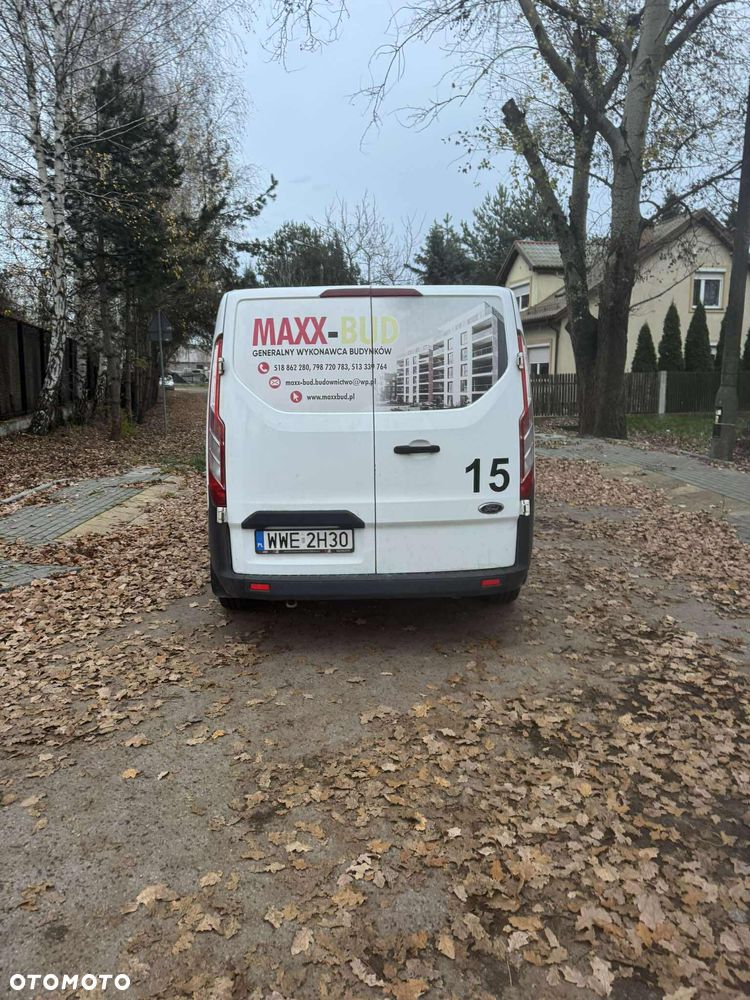 Ford TRANSIT CUSTOM - 8