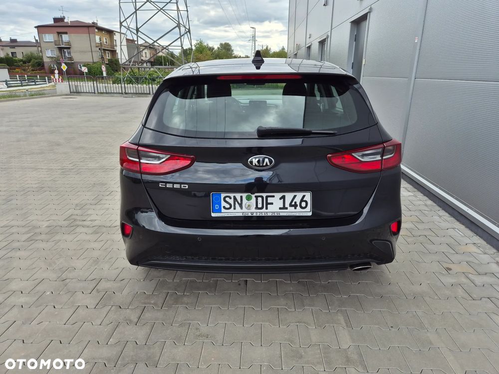 Kia Ceed 1.4 CVVT Dream-Team Edition - 20
