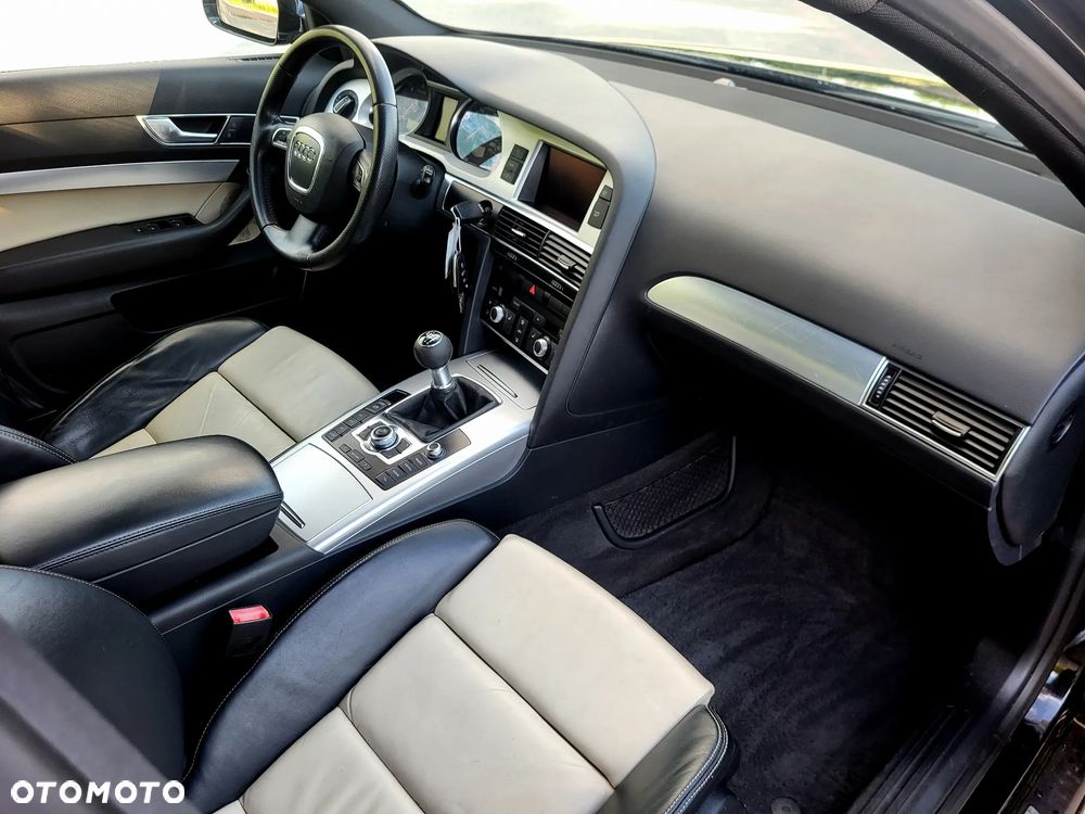 Audi A6 Avant 2.0 TDI - 14