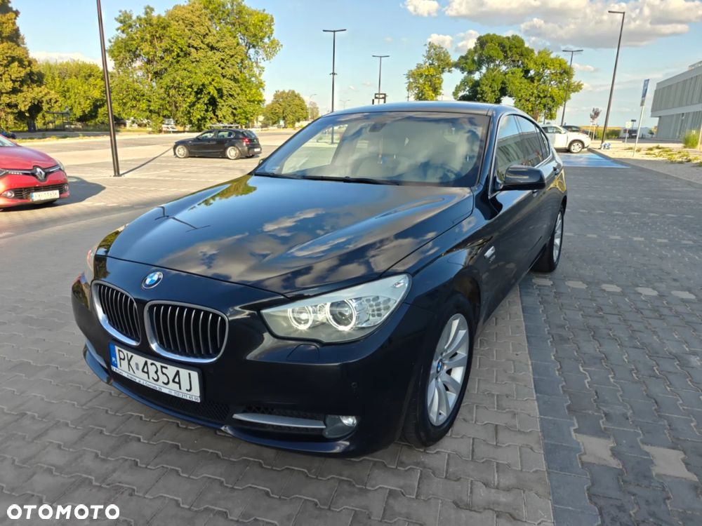BMW 5GT - 2