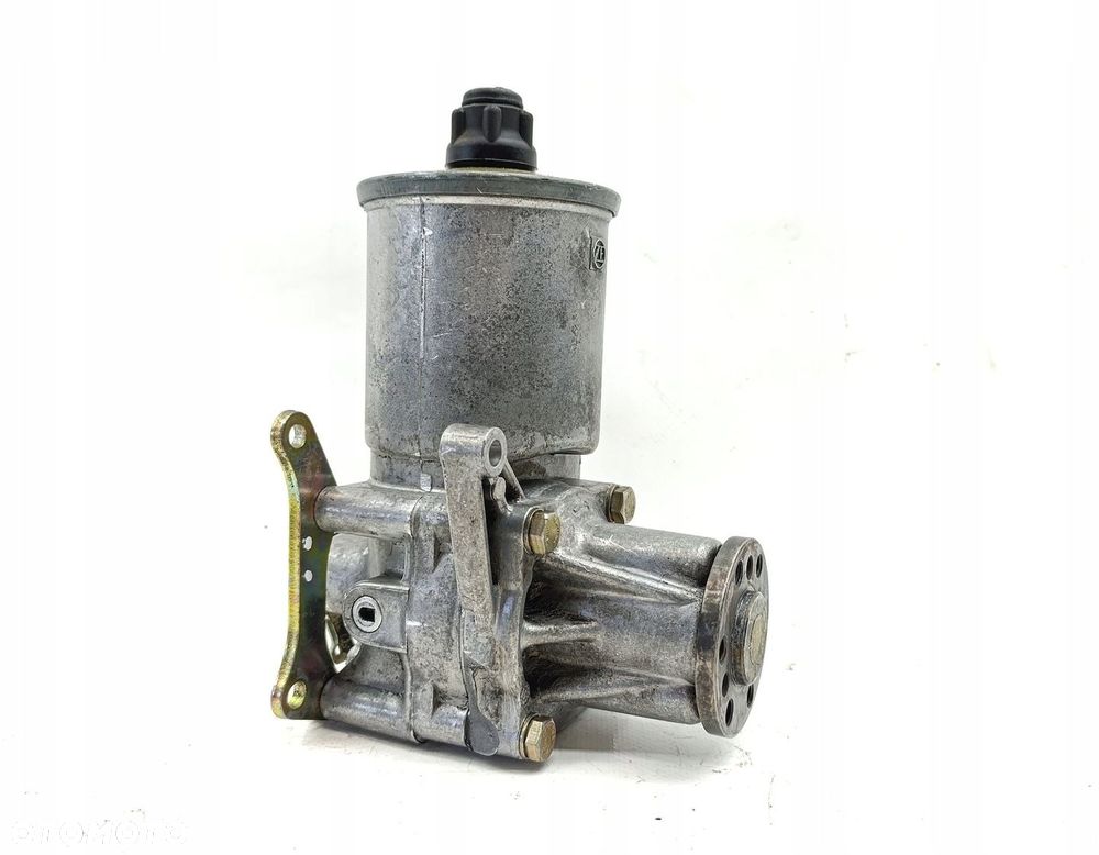 POMPA WSPOMAGANIA MERCEDES W124 200 D 2.0 7682900110 1244600980 - 2