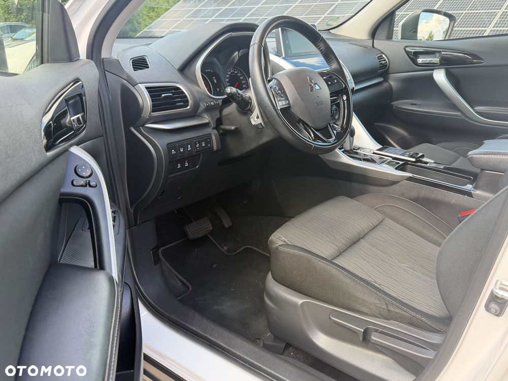 Mitsubishi Eclipse Cross - 20