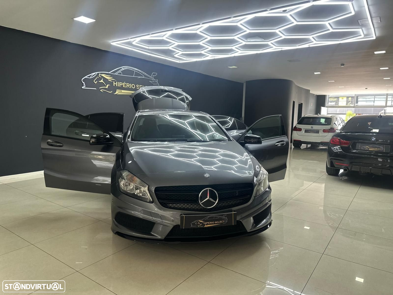 Mercedes-Benz A 180 AMG Line - 6