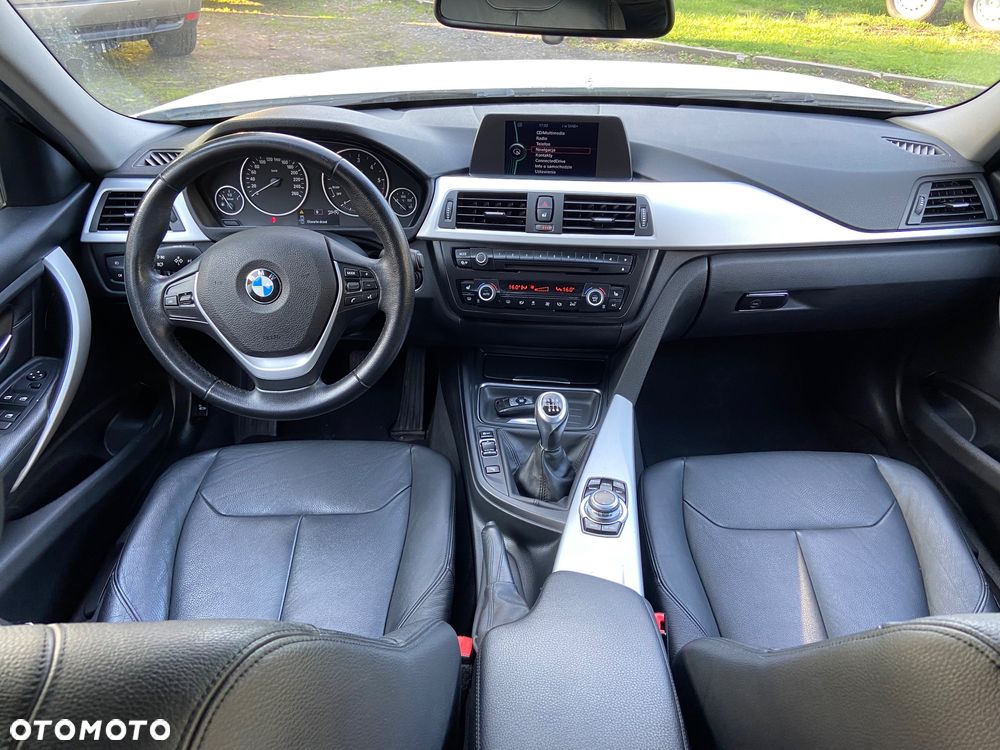 BMW Seria 3 318d Sport Line - 7