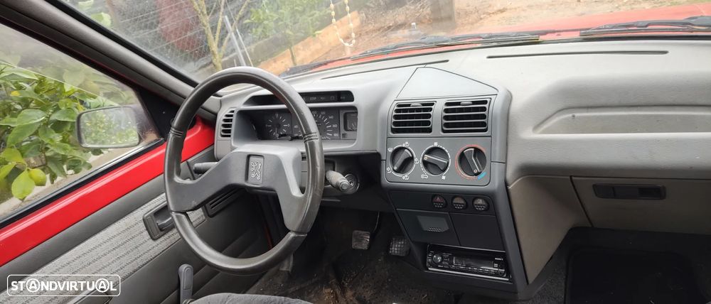 Peugeot 205 1.1 GL - 2