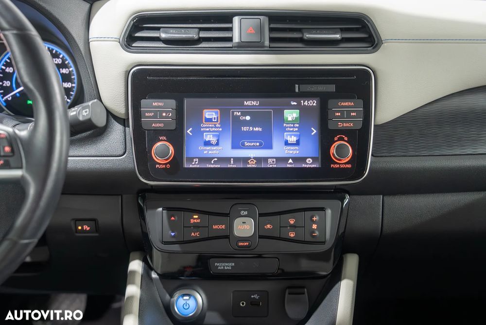 Nissan LEAF 40 kWh ACENTA - 9