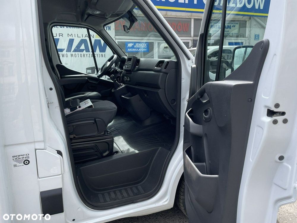 Renault Master - 17