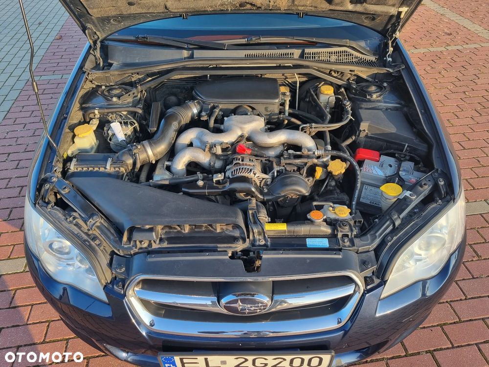 Subaru Legacy Kombi 2.0R Comfort - 27