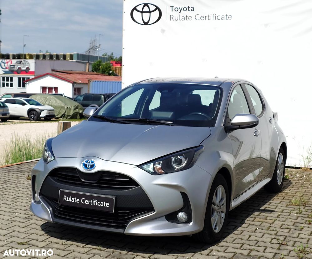 Toyota Yaris 1.5 VVT-i HSD Dynamic - 1