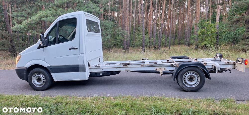 Mercedes-Benz Sprinter - 2