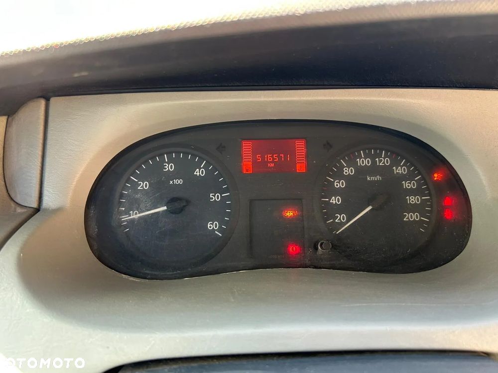 Renault Trafic Passenger - 6