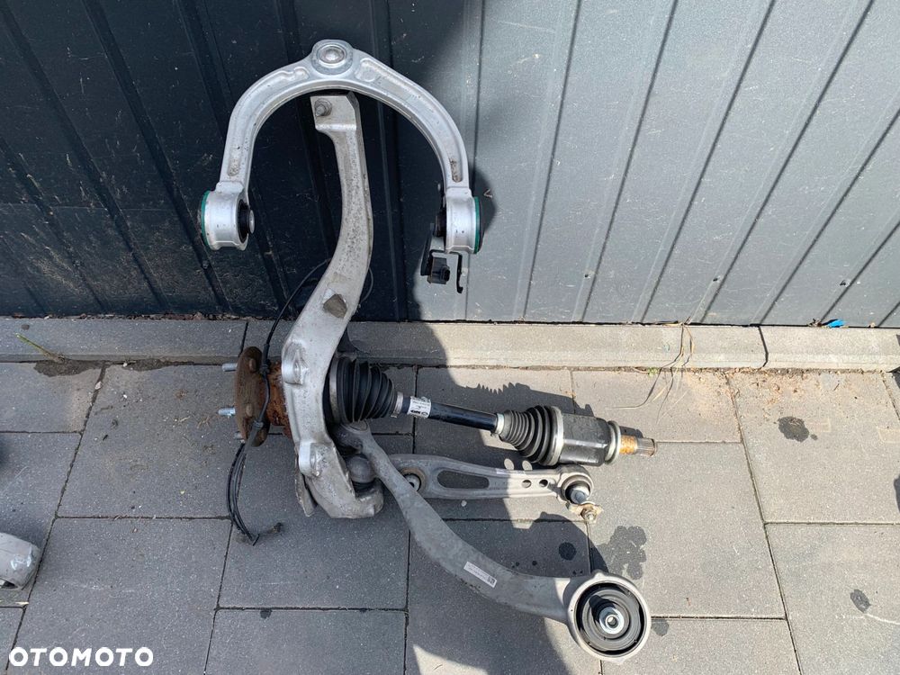 ZAWIESZENIE LEWE PRZÓD PÓŁOŚ ZWROTNICA WAHACZE LAND ROVER DEFENDER L663 - 1