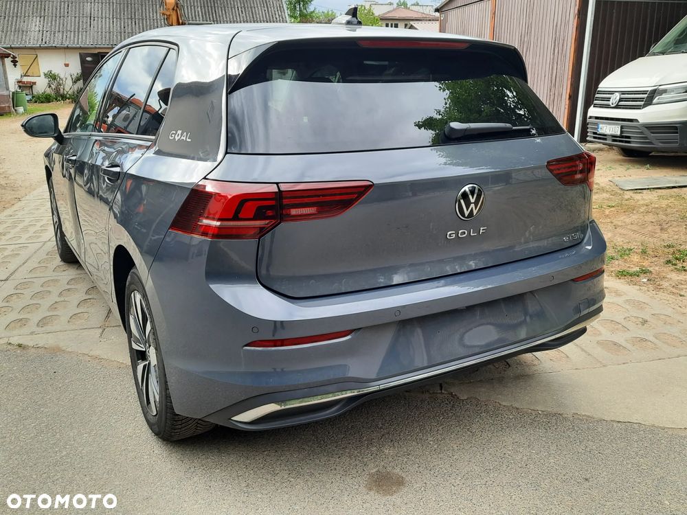 Volkswagen Golf 1.5 eTSI OPF DSG Goal - 4