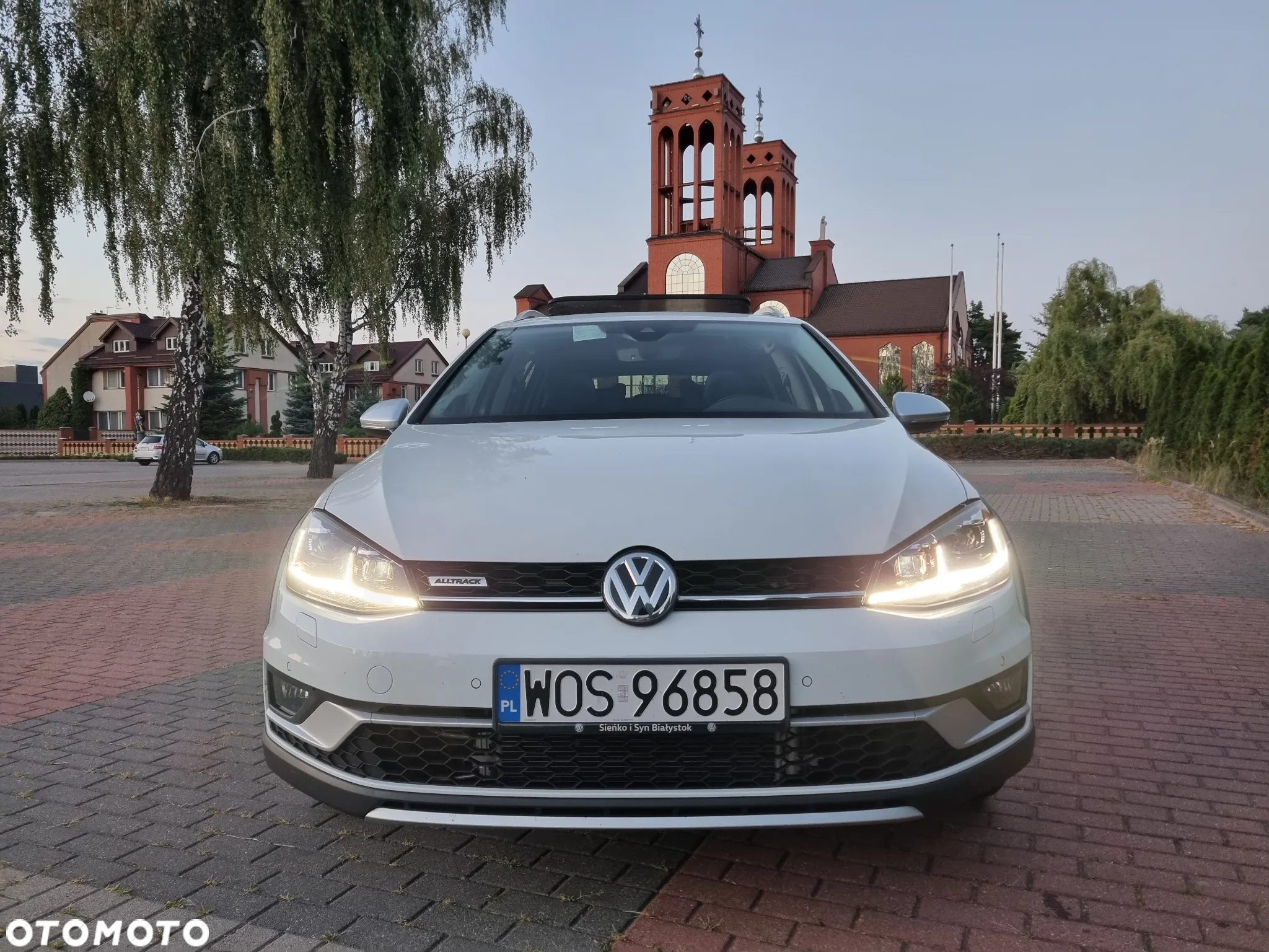 Volkswagen Golf - 3