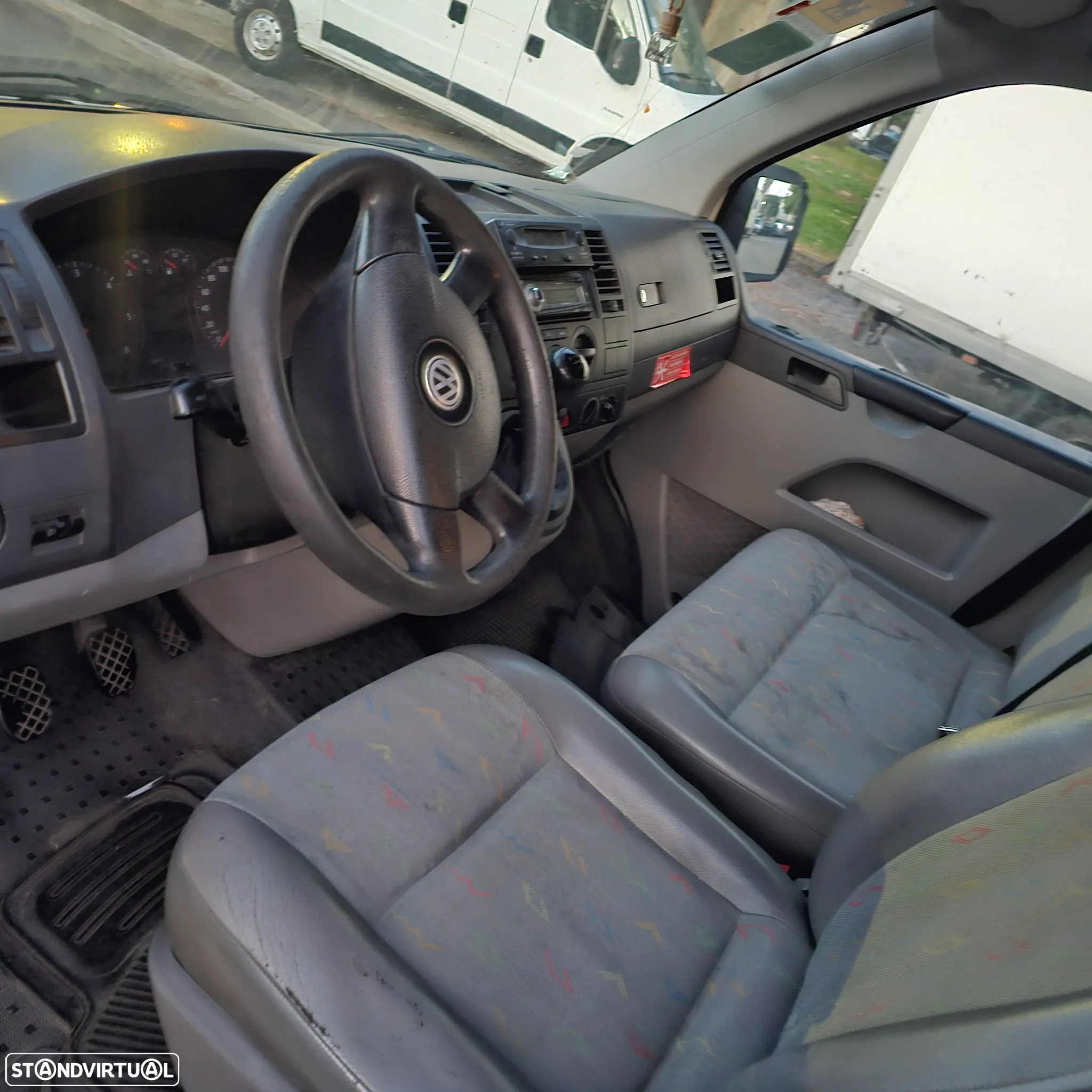 VW Transporter Transport 1.9 TDi 102 Longo Extra AC - 19