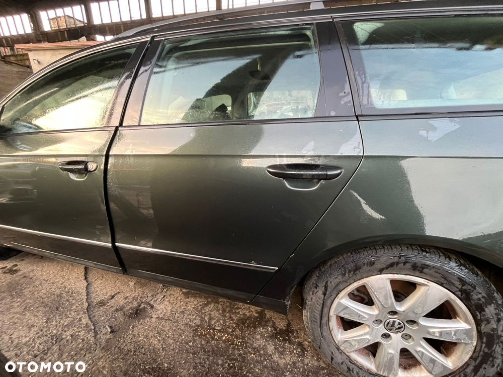 MASKA ZDERZKA DRZWI BLOTNIK LAMPA PRZOD TYL LUSTERKA SZYBA  PASSAT B6 LC6S - 11